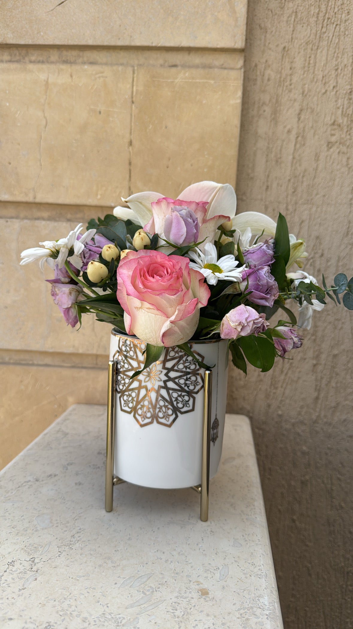 Blush Noor Vase